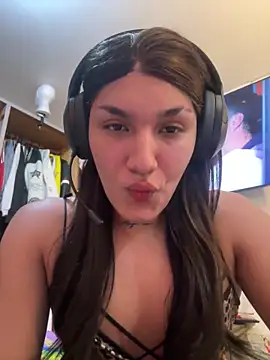 Snapshot of cataafitt chatting on 09-29-25, 05:18 cataafitt online show from 09-29-25, 05:18