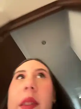  ISABELLA HOT  online show from 12-14-25, 12:43