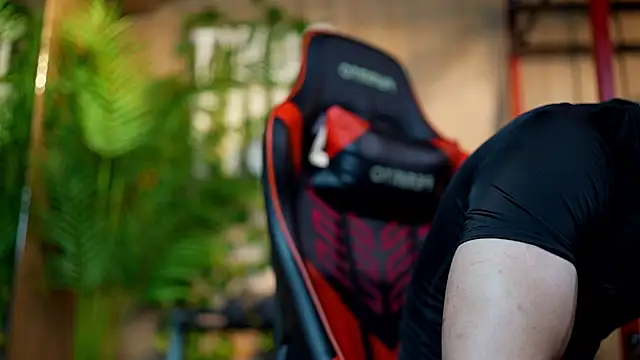 Austin bolt online show from 12-13-24, 01:48