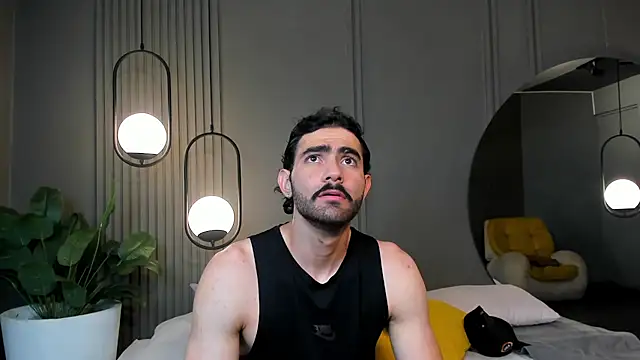 Austin bolt online show from 12-17-24, 01:39