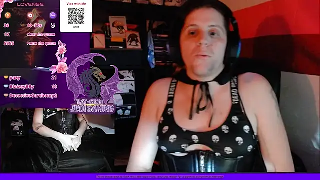 Snapshot of Rae-Suon chatting on 01-05-25, 07:28 Rae-Suon online show from 01-05-25, 07:28