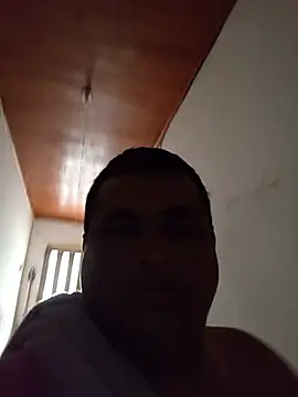 Snapshot of Pipuloc chatting on 06-08-26, 08:53 Pipuloc online show from 06-08-26, 08:53