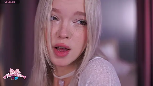  AlinaBailey online show from 03-21-26, 08:08