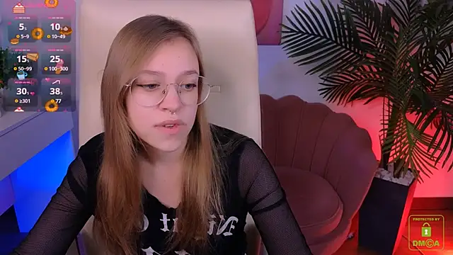 LayriantaVee online show from 01-28-25, 07:11