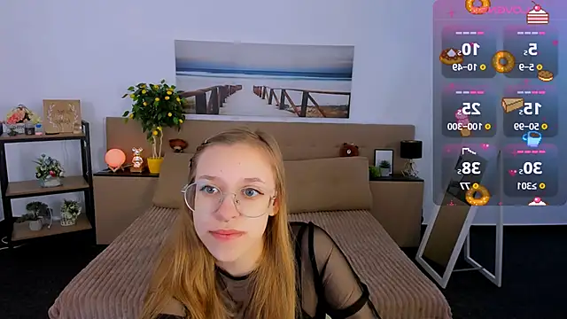 LayriantaVee online show from 02-18-25, 06:59