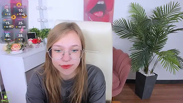 LayriantaVee online show from 09-20-25, 06:14