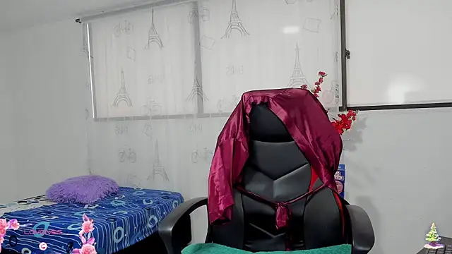 Danniela rivera online show from 12-05-25, 11:41