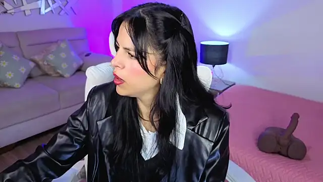 Eliie Ruizz online show from 05-09-26, 05:01