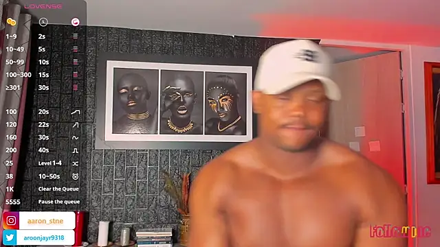 Aaron ST online show from 02-09-26, 11:03