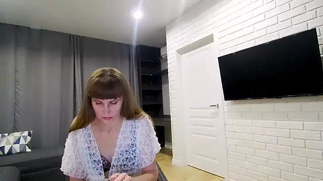 Daniella Lorente online show from 11-24-25, 10:15