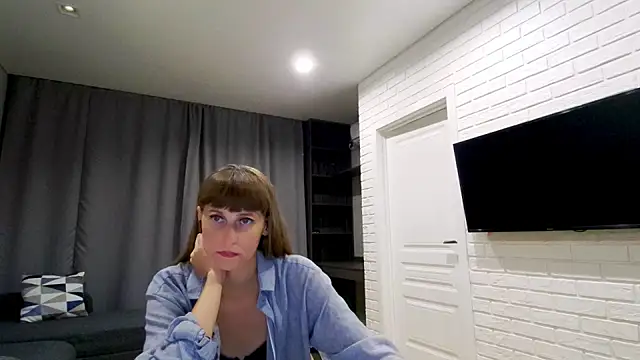 Snapshot of Daniella_Lorente chatting on 07-24-26, 01:03 Daniella Lorente online show from 07-24-26, 01:03