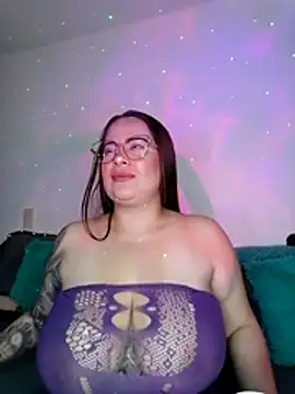 soofy   online show from 03-06-26, 05:04