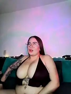 Snapshot of soofy__ chatting on 05-02-26, 04:06 soofy online show from 05-02-26, 04:06