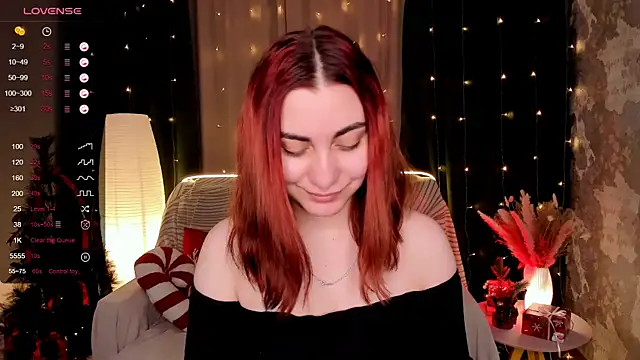 hannacheekss  online show from 12-22-25, 02:41