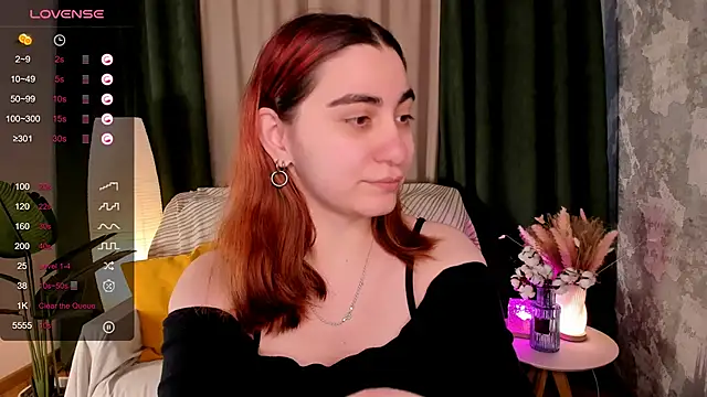 hannacheekss  online show from 03-24-26, 02:05