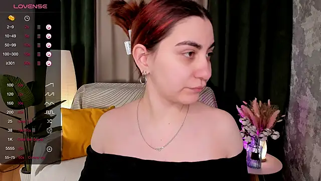 hannacheekss  online show from 04-09-26, 02:00