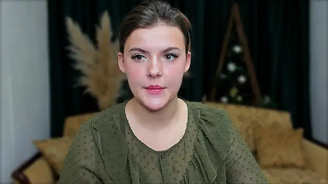 Snapshot of showmeparadise chatting on 01-05-25, 05:30 showmeparadise online show from 01-05-25, 05:30