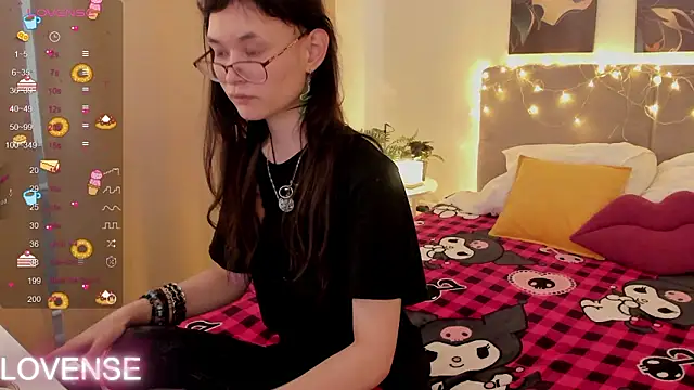 Emily Strikeee online show from 02-22-26, 10:14