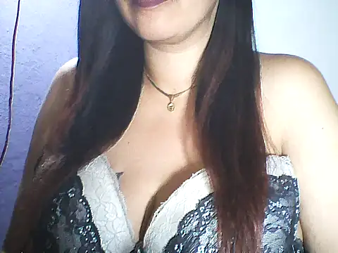 layanah12 online show from 05-12-26, 06:27