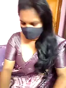 Snapshot of Lilly-queen chatting on 03-22-25, 06:25 Lilly-queen online show from 03-22-25, 06:25