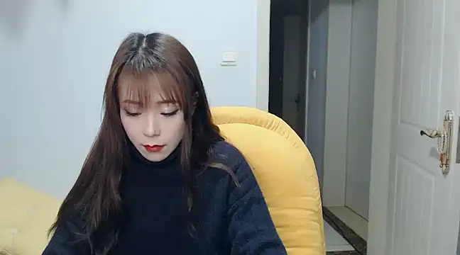 Snapshot of SuSushi728 chatting on 01-09-25, 02:51 SuSushi728 online show from 01-09-25, 02:51