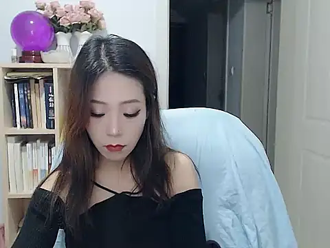 Snapshot of SuSushi728 chatting on 11-30-25, 03:38 SuSushi728 online show from 11-30-25, 03:38