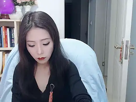 SuSushi728 online show from 01-18-26, 04:11