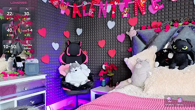 Snapshot of SolBeaumont1 chatting on 02-18-26, 08:05 SolBeaumont1 online show from 02-18-26, 08:05