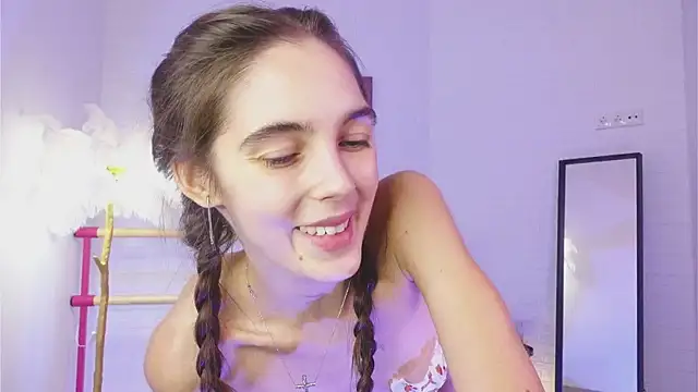 lylylovesyou online show from 12-24-24, 08:44