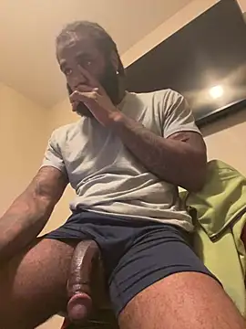 GoodGirlLover13 online show from 02-05-25, 12:42