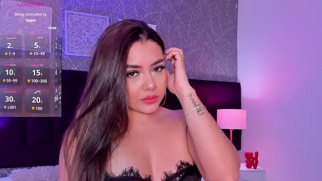 Emma JJones online show from 06-18-26, 12:42