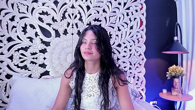 Snapshot of Mindy_sweety chatting on 12-16-25, 11:59 Mindy sweety online show from 12-16-25, 11:59