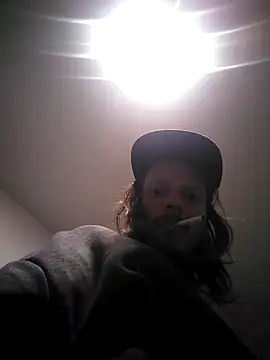 Snapshot of Vlastislav23 chatting on 11-21-25, 04:33 Vlastislav23 online show from 11-21-25, 04:33