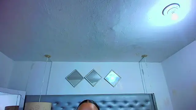 EileenBenzon online show from 03-31-26, 05:41