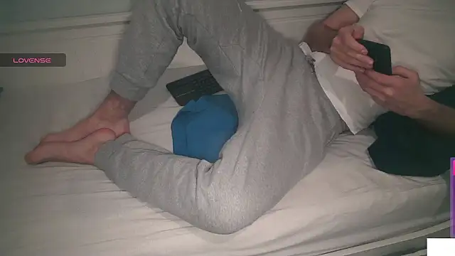 an4y8ot online show from 12-09-24, 06:55