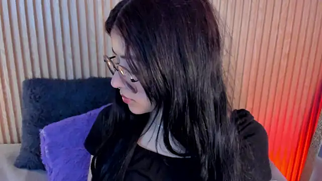 lana dol online show from 10-21-25, 01:23