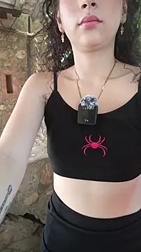 sweet outdoor charm online show from 06-21-26, 03:36