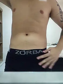 Snapshot of Branquinho_Goxtoso chatting on 12-31-24, 06:13 Branquinho Goxtoso online show from 12-31-24, 06:13