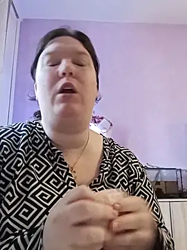 CurvyMilf1992 online show from 10-16-25, 07:31