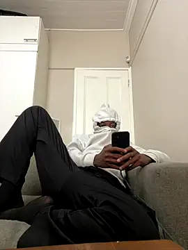 Snapshot of Mischevous_T69 chatting on 09-29-25, 11:15 Mischevous T69 online show from 09-29-25, 11:15