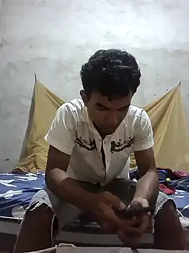 Reynold2608 online show from 01-07-25, 08:52