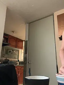 Nina-Chick777 online show from 03-17-25, 08:09