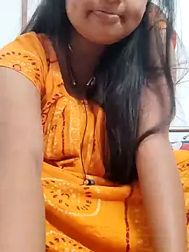 Snapshot of Priya_2222 chatting on 02-04-25, 10:54 Priya 2222 online show from 02-04-25, 10:54