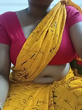 Snapshot of Priya_2222 chatting on 06-02-26, 07:27 Priya 2222 online show from 06-02-26, 07:27
