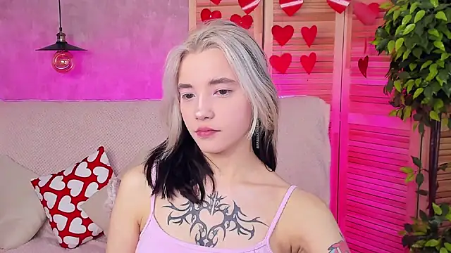 as1an girlfriend online show from 02-19-25, 04:01