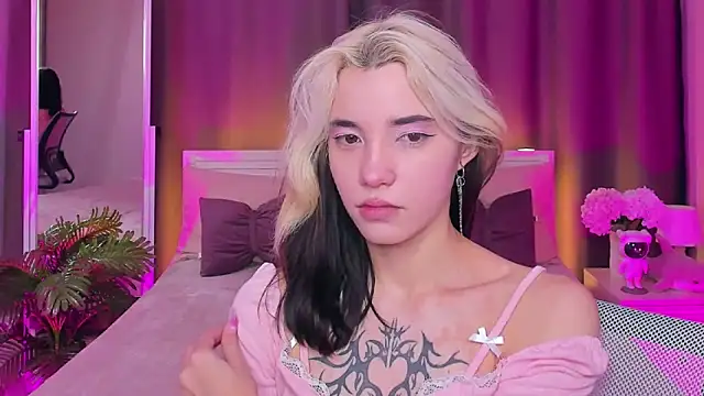 as1an girlfriend online show from 03-13-25, 03:11