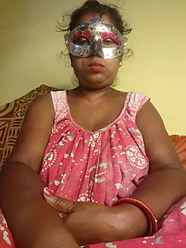 Snapshot of tinabhabhi chatting on 05-12-26, 10:34 tinabhabhi online show from 05-12-26, 10:34