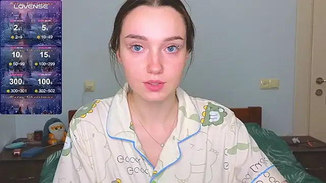 Snapshot of Wild_Sophie_ chatting on 01-23-25, 05:52 Wild Sophie online show from 01-23-25, 05:52