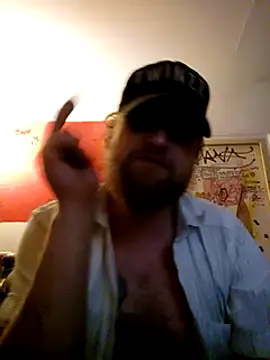 Snapshot of Ozomitro chatting on 02-13-25, 12:13 Ozomitro online show from 02-13-25, 12:13