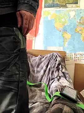 Ozomitro online show from 04-19-26, 09:41